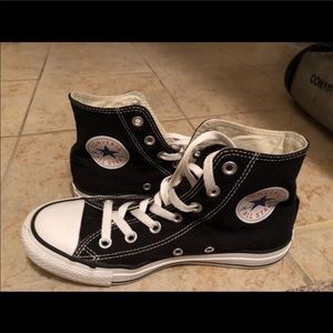 Black Hightop Converse